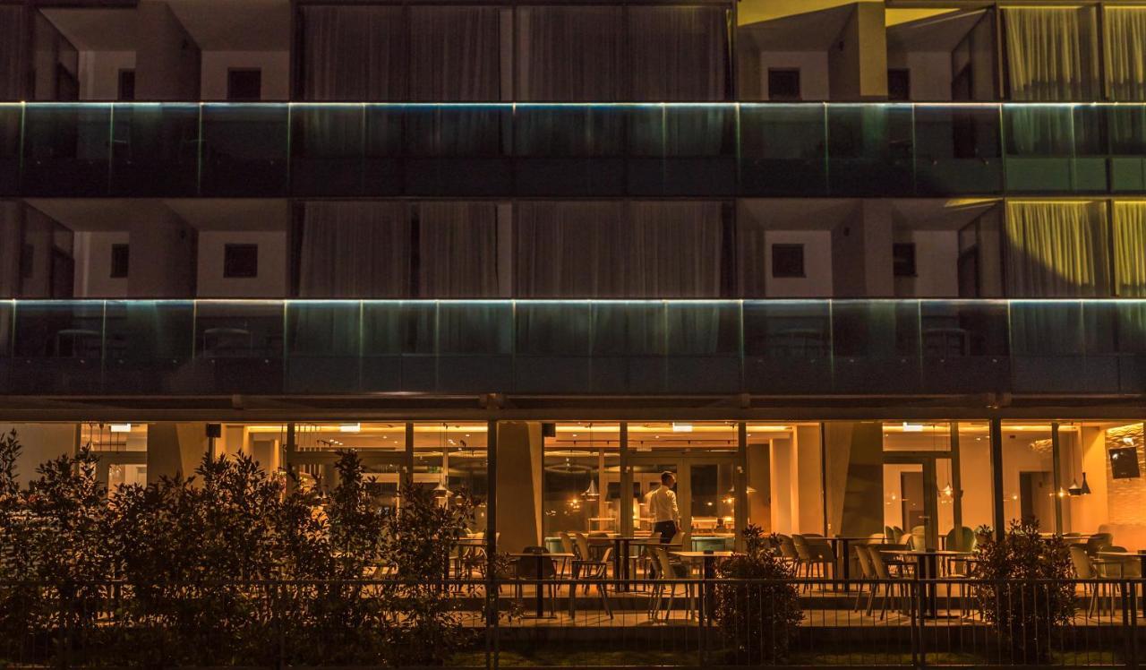 Hotel Arka Orşova Exterior foto